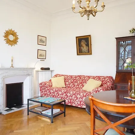 Lamartine Apartment *